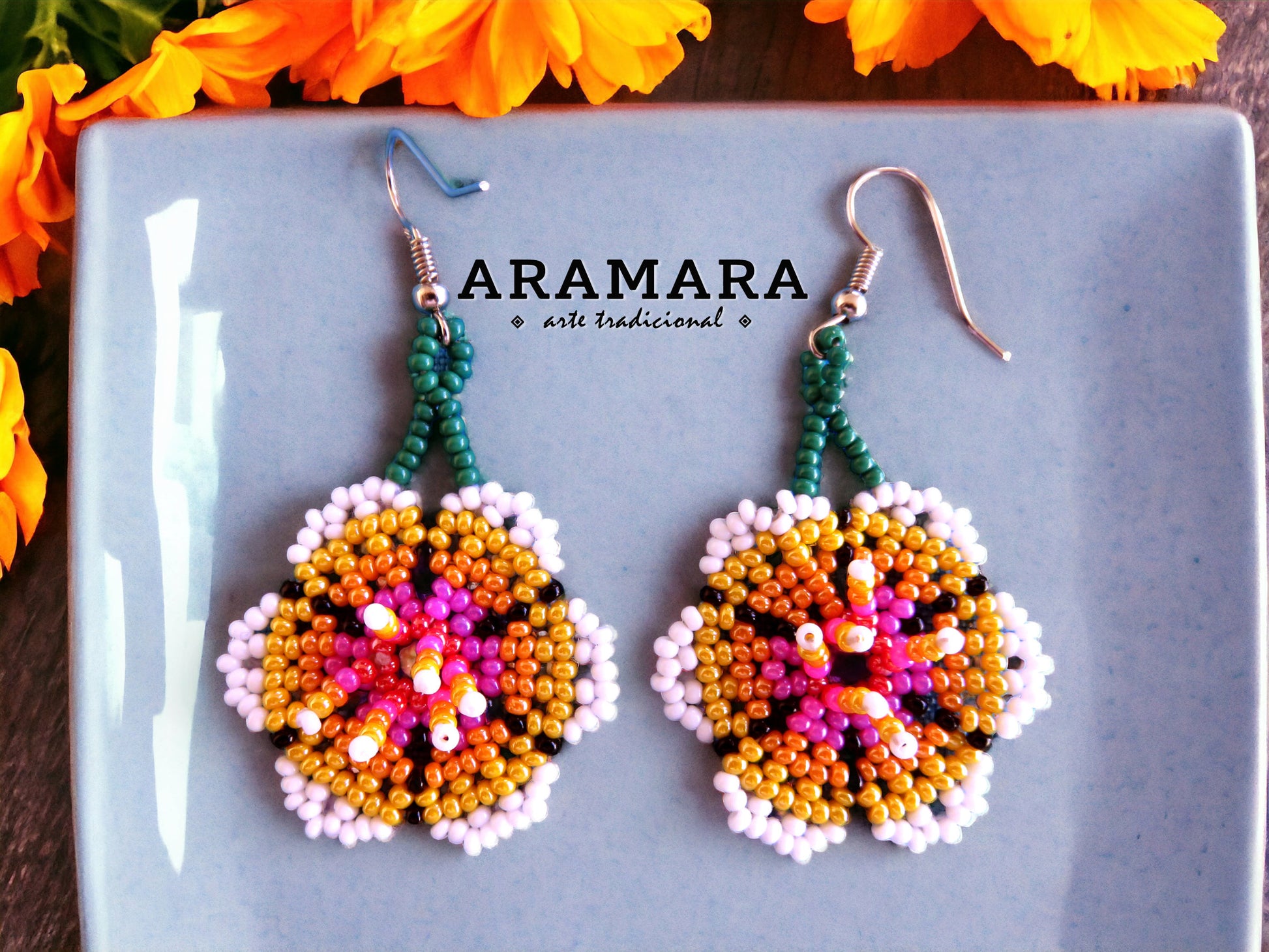 Huichol Earrings, Beaded flower earrings, Native American Earrings, Seed Bead Earrings, Mexican Earrings, Fringe Earrings, Mexican Folk Art,